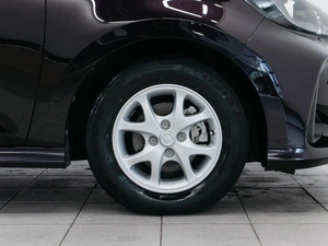 Хетчбэк Toyota Yaris 2020 года, 1500000 рублей, Красноярск
