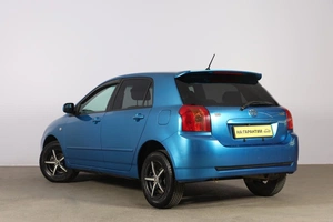Хетчбэк Toyota Corolla Runx 2006 года, 749000 рублей, Новосибирск