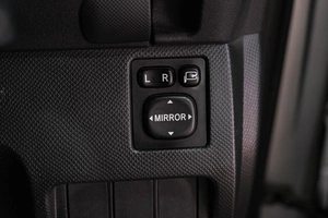 Хетчбэк Toyota Ractis 2009 года, 699000 рублей, Новокузнецк