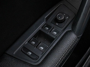 Внедорожник Volkswagen Tiguan 2018 года, 2425000 рублей, Краснодар