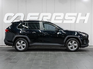 Внедорожник Toyota RAV4 2021 года, 3199000 рублей, Сургут