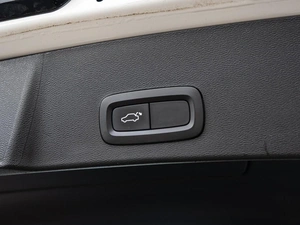 Внедорожник Volvo XC40 2019 года, 2700000 рублей, Краснодар