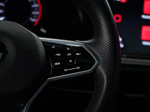 Хетчбэк Volkswagen Golf 2021 года, 2797434 рублей, Москва