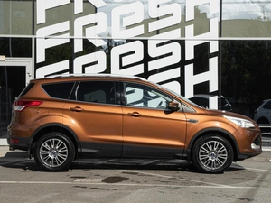 Внедорожник Ford Kuga 2013 года, 1374400 рублей, Волгоград
