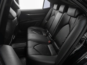 Седан Toyota Camry 2021 года, 3099000 рублей, Тюмень