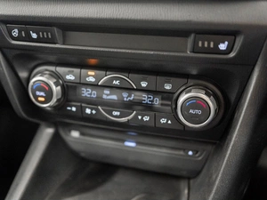 Хетчбэк Mazda Axela 2018 года, 1500000 рублей, Красноярск