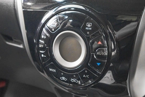Хетчбэк Nissan Note 2013 года, 849000 рублей, Барнаул