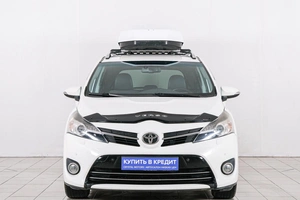 Минивэн Toyota Verso 2014 года, 1899000 рублей, Красноярск