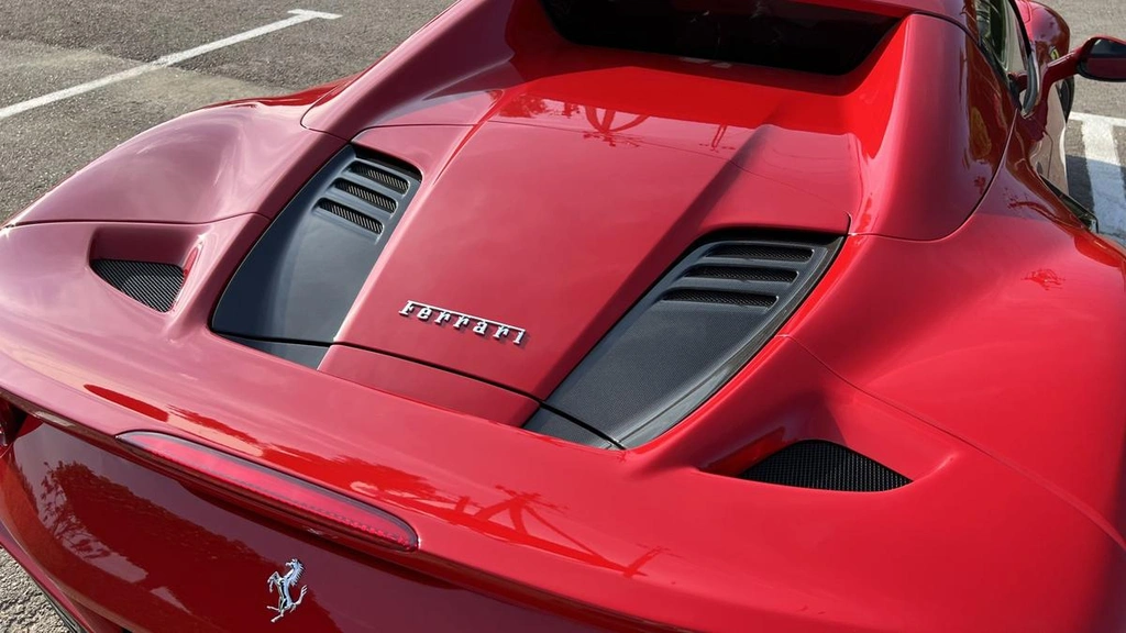 Фото