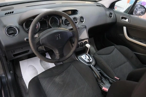 Хетчбэк Peugeot 308 2010 года, 599000 рублей, Омск