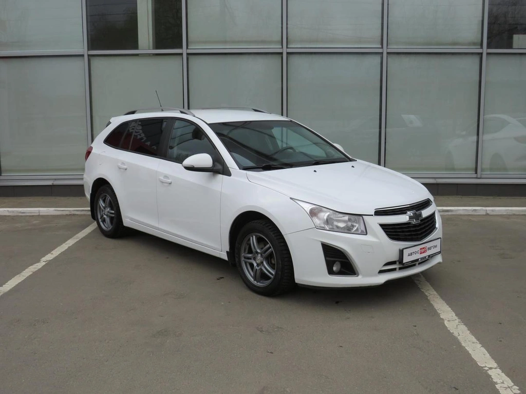 Универсал Chevrolet Cruze 2014 года, 800000 рублей, Брянск