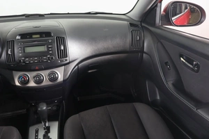 Седан Hyundai Elantra 2010 года, 599000 рублей, Пермь