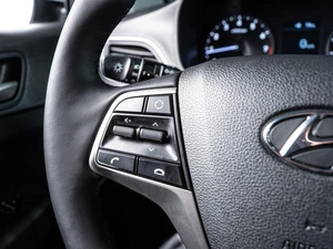 Седан Hyundai Solaris 2018 года, 1315000 рублей, Волгоград