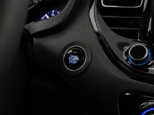 Седан Hyundai Solaris 2021 года, 1599077 рублей, Москва