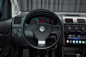 Минивэн Volkswagen Touran 2007 года, 950000 рублей, Красноярск
