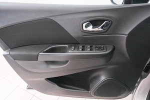 Внедорожник Renault Kaptur 2019 года, 1299000 рублей, Красноярск