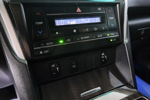 Седан Toyota Camry 2017 года, 2149000 рублей, Красноярск