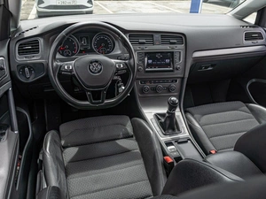 Хетчбэк Volkswagen Golf 2013 года, 1630000 рублей, Краснодар