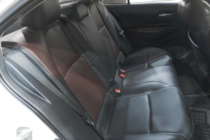 Седан Toyota Corolla 2019 года, 1859000 рублей, Новокузнецк