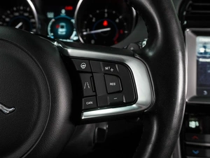 Внедорожник Jaguar F-Pace 2019 года, 2274000 рублей, Воронеж