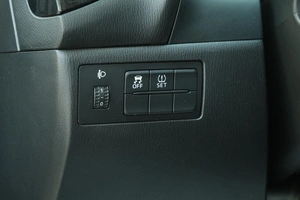 Хетчбэк Mazda 3 2014 года, 1239000 рублей, Омск