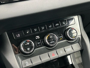 Внедорожник Skoda Karoq 2021 года, 2489000 рублей, Ижевск
