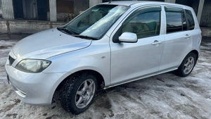 Хетчбэк Mazda Demio 2002 года, 380000 рублей, Красноярск