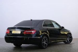 Седан Mercedes-benz E-класс 2009 года, 1599000 рублей, Омск