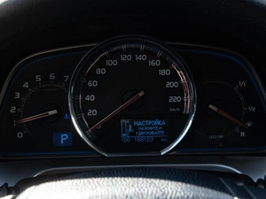 Внедорожник Toyota RAV4 2014 года, 2090000 рублей, Волгоград