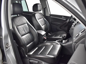 Внедорожник Volkswagen Tiguan 2012 года, 1499500 рублей, Казань