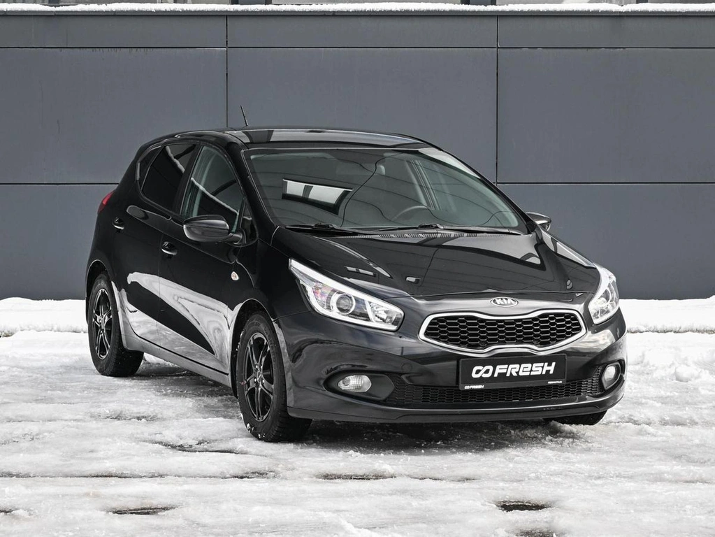 Хетчбэк Kia Ceed 2014 года, 894000 рублей, Кирилловка