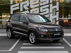 Внедорожник Volkswagen Tiguan 2013 года, 1720000 рублей, Волгоград