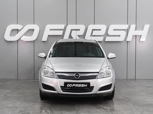 Хетчбэк Opel Astra 2012 года, 649000 рублей, Воронеж