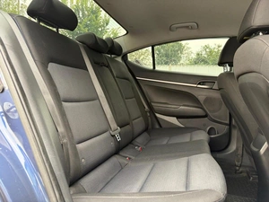 Седан Hyundai Elantra 2018 года, 1570000 рублей, Ижевск