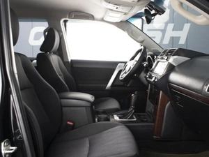 Внедорожник Toyota Land Cruiser Prado 2015 года, 3340000 рублей, Омск