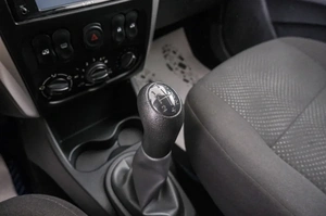 Седан Nissan Almera 2015 года, 999000 рублей, Красноярск