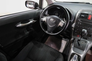 Хетчбэк Toyota Auris 2007 года, 759000 рублей, Новокузнецк