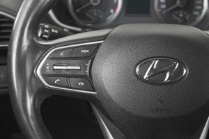 Внедорожник Hyundai Santa Fe 2019 года, 2799000 рублей, Кемерово