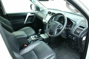 Внедорожник Toyota Land Cruiser Prado 2018 года, 4950000 рублей, Красноярск