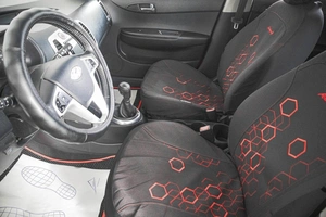 Хетчбэк Hyundai i20 2010 года, 529000 рублей, Кемерово