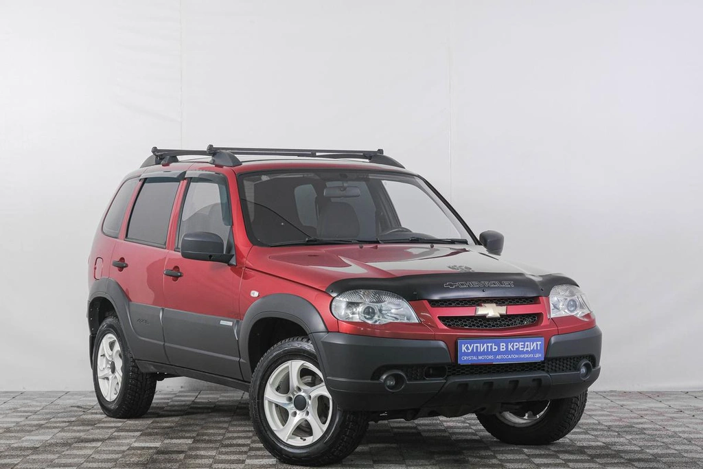 Внедорожник Chevrolet Niva 2012 года, 599000 рублей, Кемерово