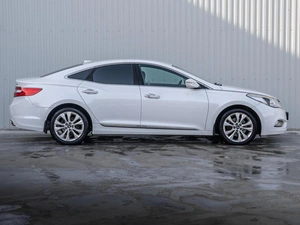 Седан Hyundai Grandeur 2012 года, 2050000 рублей, Краснодар