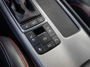 Седан Kia Optima 2018 года, 2360000 рублей, Краснодар