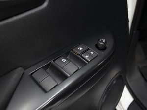 Пикап Toyota Hilux 2020 года, 2830000 рублей, Омск