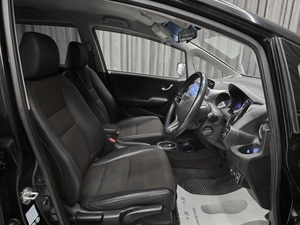 Хетчбэк Honda Fit 2012 года, 949000 рублей, Красноярск