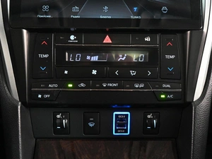 Седан Toyota Camry 2014 года, 1999000 рублей, Ростов-на-Дону