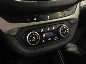 Седан ВАЗ (LADA) Vesta Cross 2018 года, 1090000 рублей, Красноярск