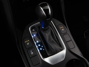 Внедорожник Hyundai Santa Fe 2017 года, 2374444 рублей, Москва