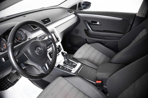 Седан Volkswagen Passat CC 2011 года, 1039000 рублей, Пермь