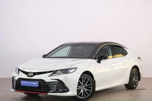 Седан Toyota Camry 2021 года, 2759000 рублей, Омск
